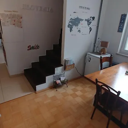 Apartmán Goodlebang, 3 Bed Apartment, Center Lublaň