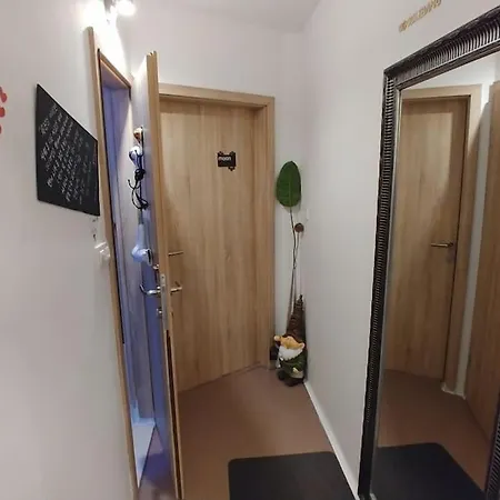 Goodlebang, 3 Bed Apartment, Center *