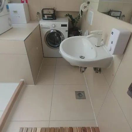 Goodlebang, 3 Bed Apartment, Center Appartamento Lubiana