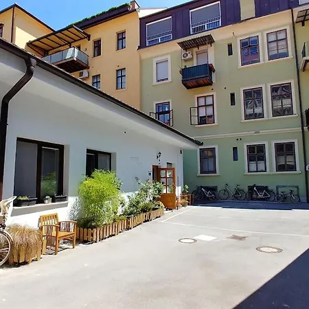 Apartman Goodlebang, 3 Bed Apartment, Center